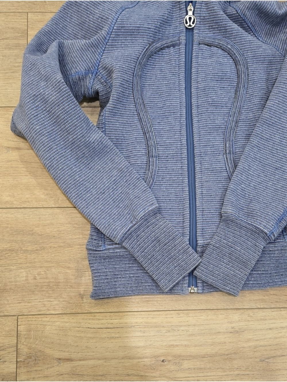 Lululemon Blue Microstripe Rocksteady Active Sciba Full-Zip Hooded Jacket - Picture 6 of 9